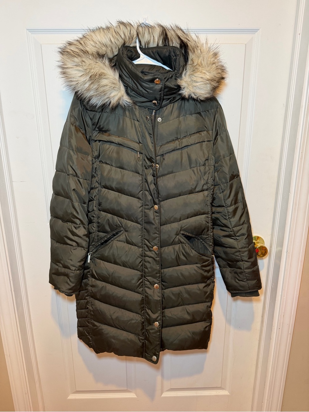 Michael Kors Olive Green Quilted Puffer Coat with Faux Fur Hood